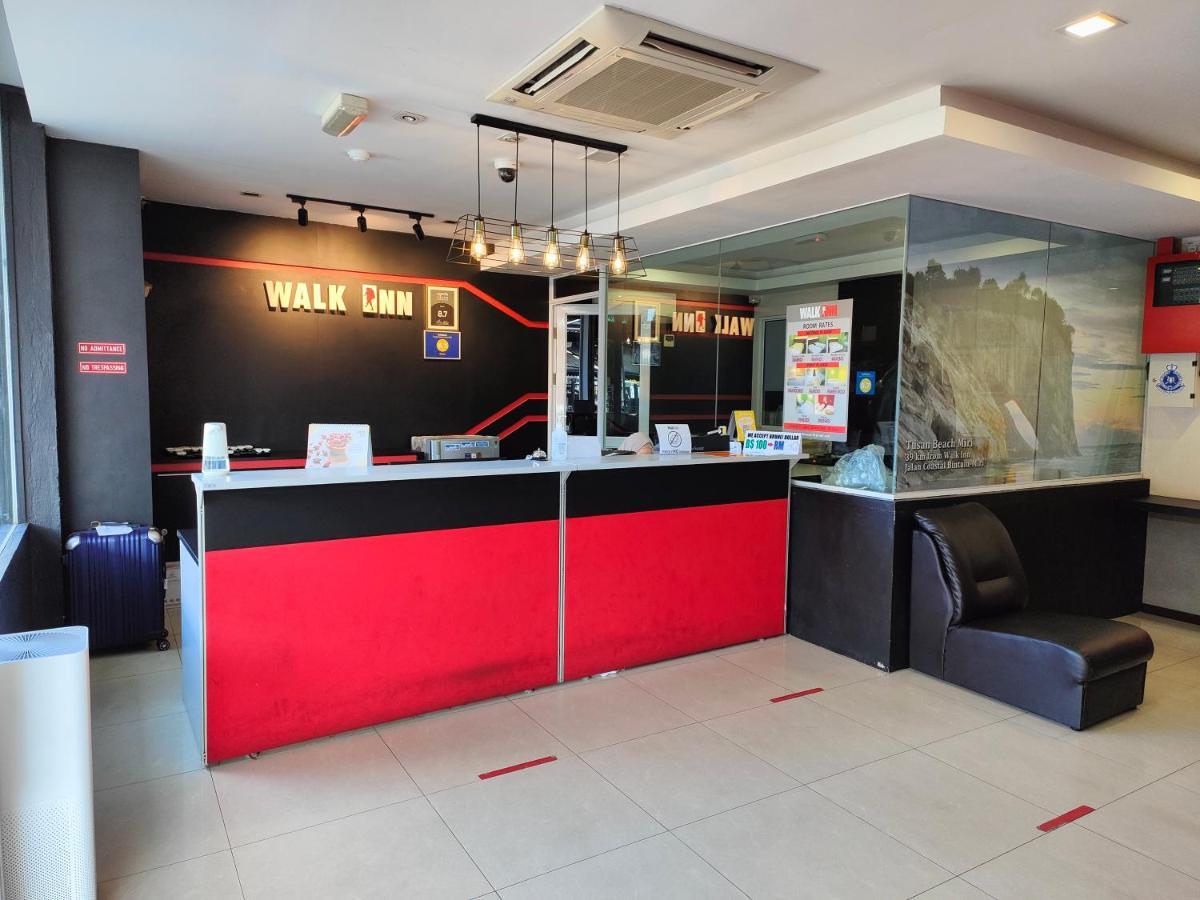 Walk Inn Miri Exterior foto